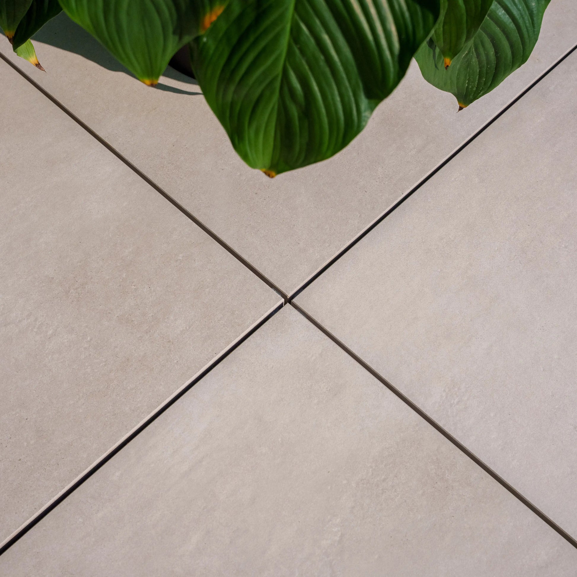 Extra Starke Terrassenplatte Light – 60×60×3 cm | Befahrbar & Hochbelastbar