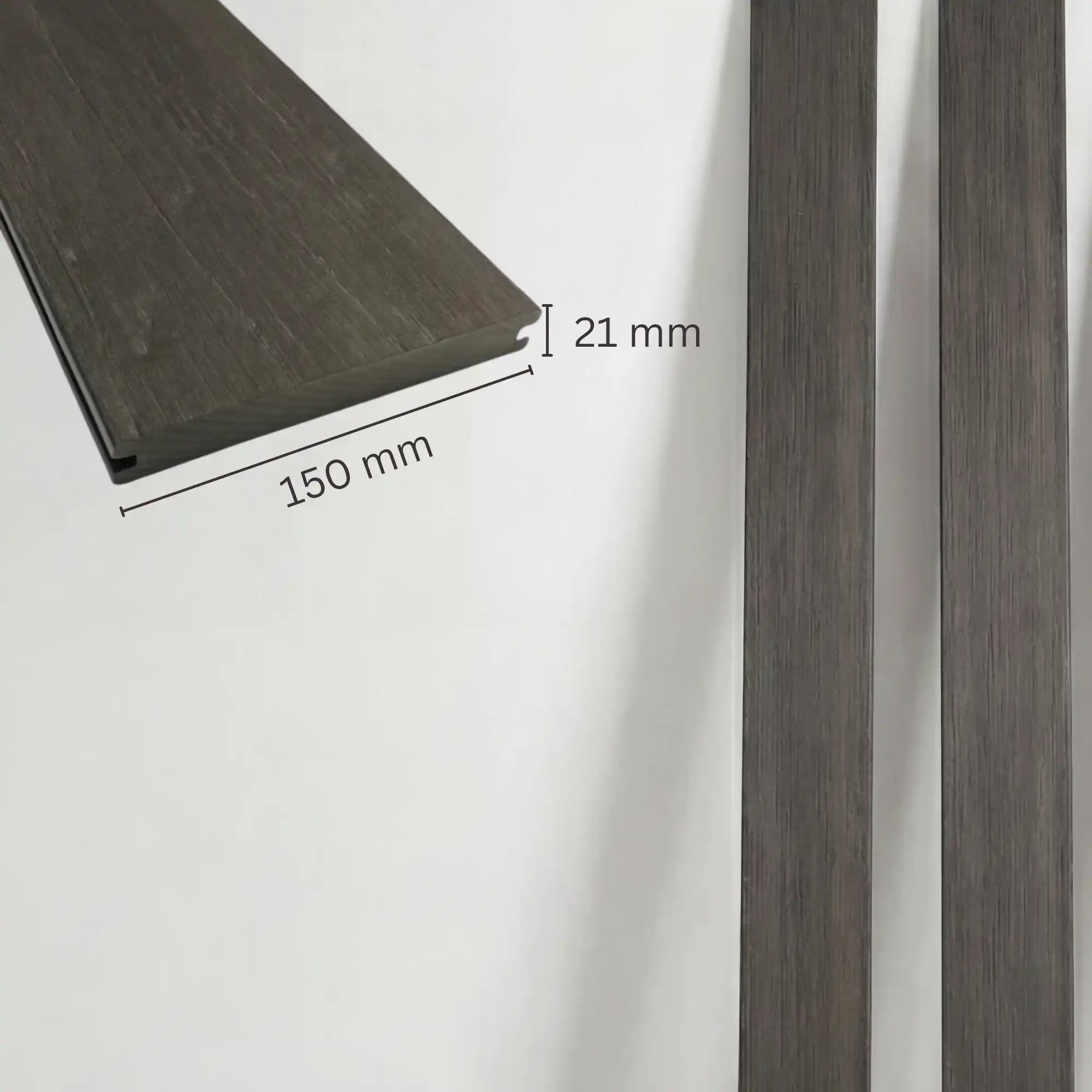 WPC-Komplettset Nero Antik Massivdiele